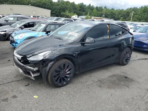 7SAYGDEF9RA268367 2024 TESLA MODEL Y - Image 1