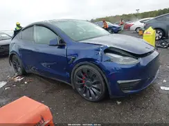 7SAYGDEF9RA274802 2024 TESLA MODEL Y