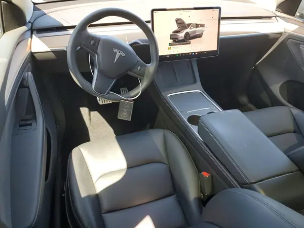 7SAYGDEF9RA300783 2024 TESLA MODEL Y - Image 8