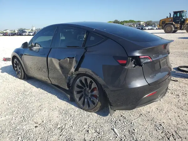 7SAYGDEF9RA312044 2024 TESLA MODEL Y - Image 2