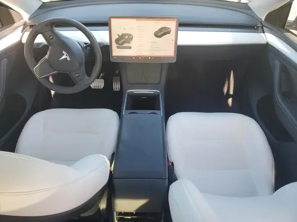7SAYGDEF9RA312044 2024 TESLA MODEL Y - Image 8