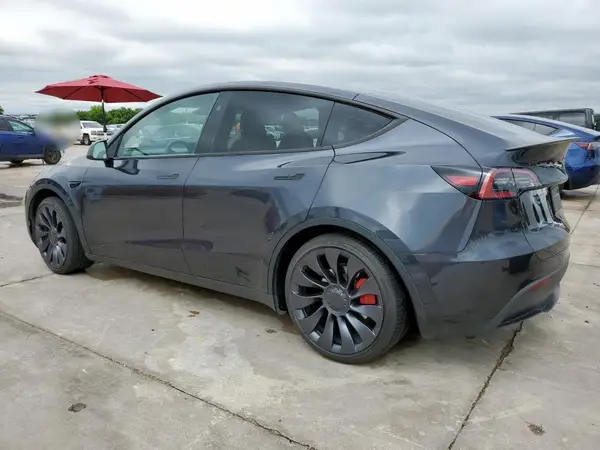 7SAYGDEF9RA312951 2024 TESLA MODEL Y - Image 2