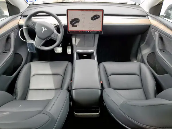 7SAYGDEF9RA312951 2024 TESLA MODEL Y - Image 8