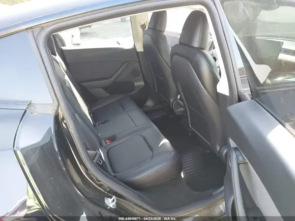 7SAYGDEF9RF034393 2024 TESLA MODEL Y - Image 8