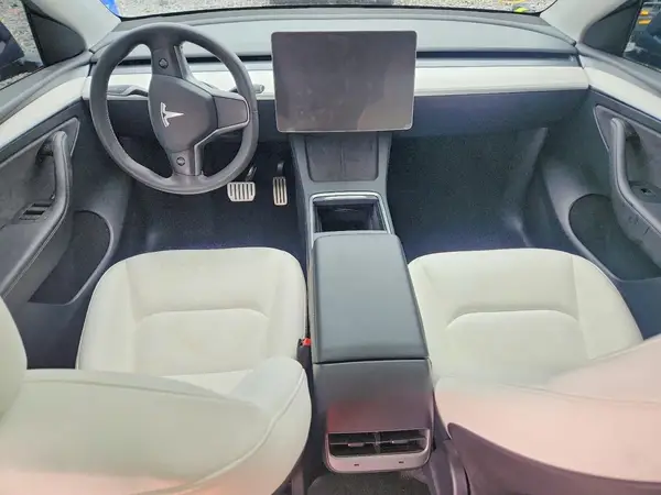 7SAYGDEF9RF048729 2024 TESLA MODEL Y - Image 8