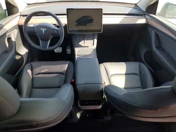7SAYGDEF9RF050786 2024 TESLA MODEL Y - Image 8