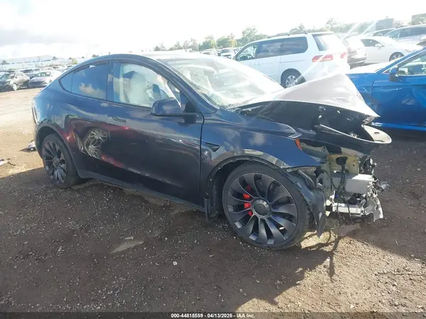 7SAYGDEF9RF053655 2024 TESLA MODEL Y - Image 1