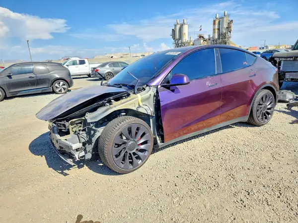7SAYGDEF9RF054708 2024 TESLA MODEL Y - Image 1