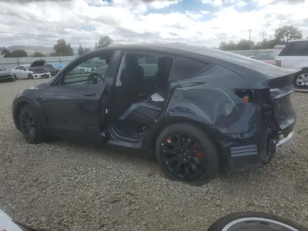 7SAYGDEF9RF059004 2024 TESLA MODEL Y - Image 2