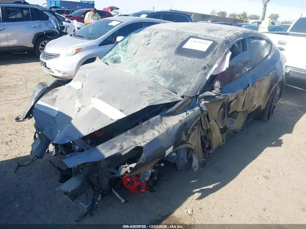 7SAYGDEF9RF076837 2024 TESLA MODEL Y - Image 2