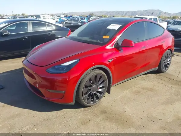 7SAYGDEF9RF101218 2024 TESLA MODEL Y - Image 2