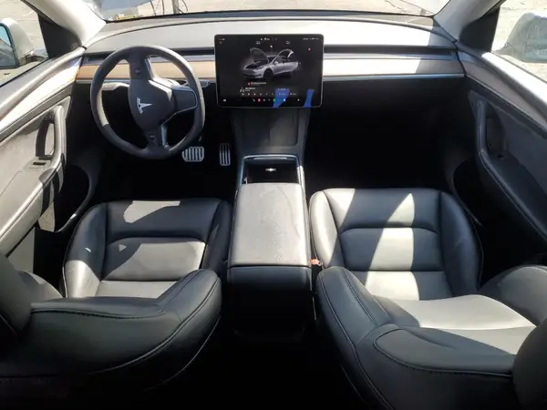 7SAYGDEF9RF119010 2024 TESLA MODEL Y - Image 8