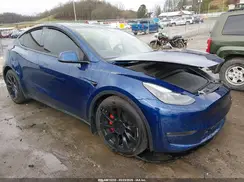 7SAYGDEF9RF169843 2024 TESLA MODEL Y