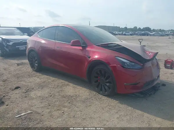 7SAYGDEF9SA341176 2025 TESLA MODEL Y - Image 1