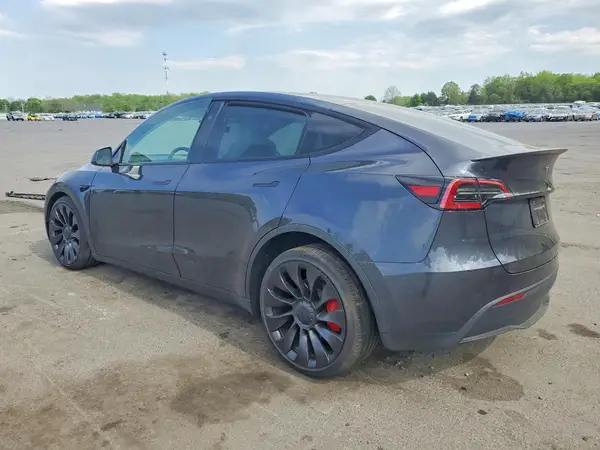 7SAYGDEF9SA345664 2025 TESLA MODEL Y - Image 2