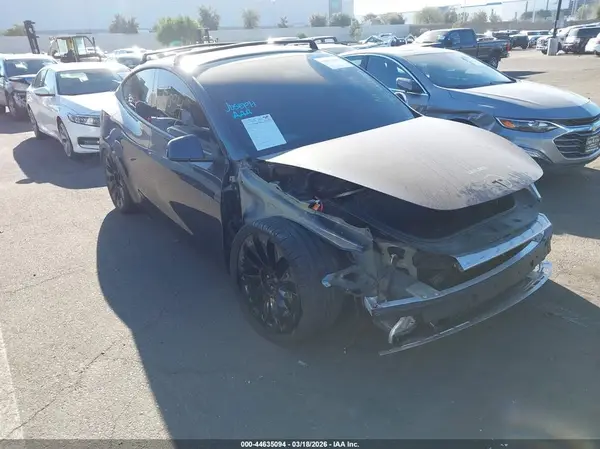 7SAYGDEF9SF221624 2025 TESLA MODEL Y - Image 1