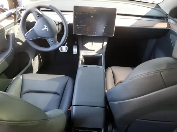 7SAYGDEF9SF252226 2025 TESLA MODEL Y - Image 8