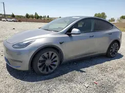 7SAYGDEF9SF272833 2025 TESLA MODEL Y