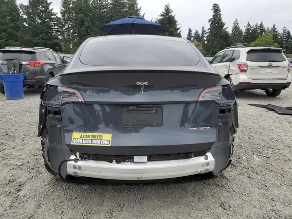 2025 TESLA MODEL Y auction photo 6