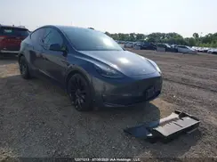 7SAYGDEFXNF307545 2022 TESLA MODEL Y