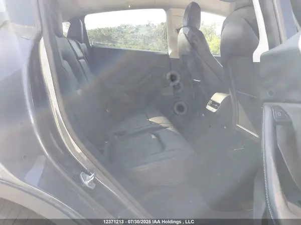 7SAYGDEFXNF307545 2022 TESLA MODEL Y - Image 8