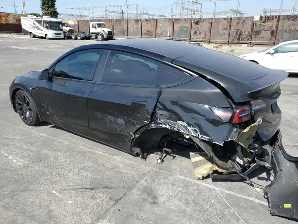 7SAYGDEFXNF317900 2022 TESLA MODEL Y - Image 2