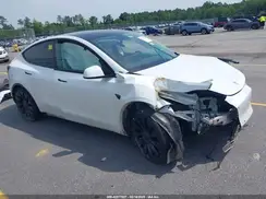 7SAYGDEFXNF327701 2022 TESLA MODEL Y