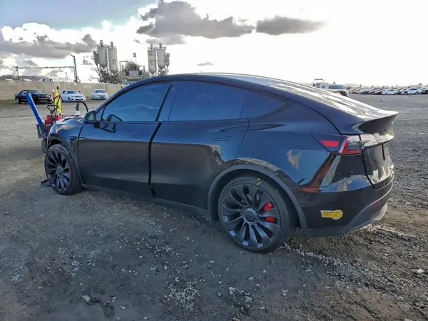 7SAYGDEFXNF346085 2022 TESLA MODEL Y - Image 2