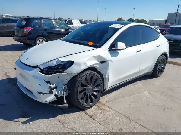 7SAYGDEFXNF372072 2022 TESLA MODEL Y - Image 2