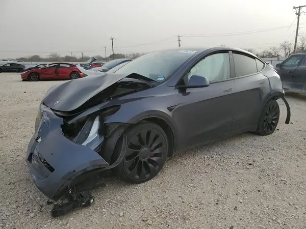 7SAYGDEFXNF388594 2022 TESLA MODEL Y - Image 1