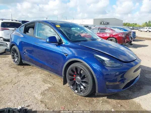7SAYGDEFXNF393066 2022 TESLA MODEL Y - Image 1