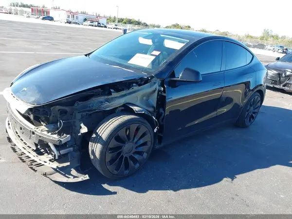 7SAYGDEFXNF406401 2022 TESLA MODEL Y - Image 2