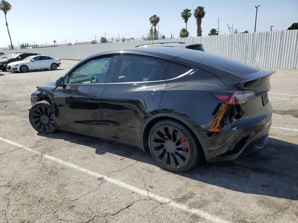 7SAYGDEFXNF406785 2022 TESLA MODEL Y - Image 2