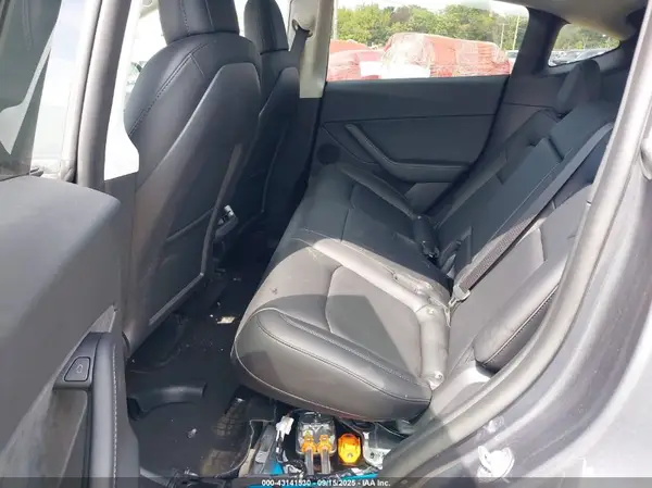 7SAYGDEFXNF444534 2022 TESLA MODEL Y - Image 8