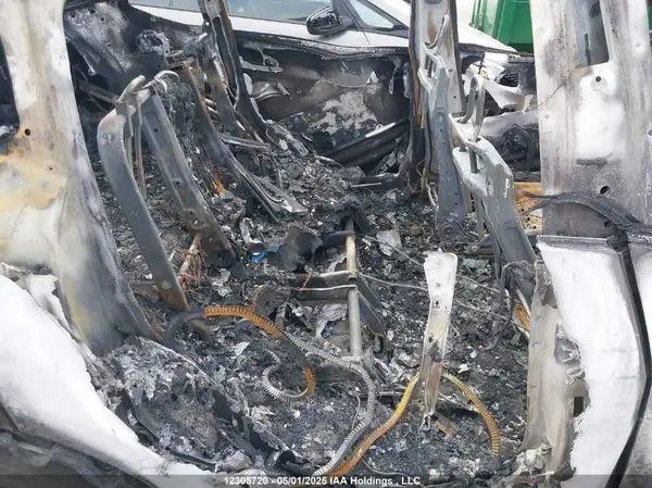7SAYGDEFXNF444940 2022 TESLA MODEL Y - Image 8