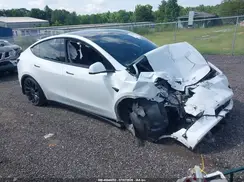 7SAYGDEFXNF445585 2022 TESLA MODEL Y