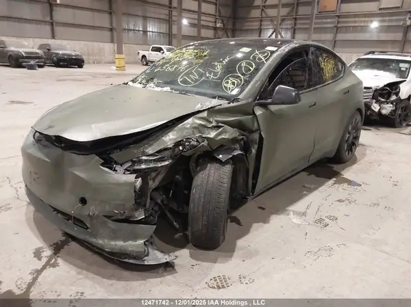 7SAYGDEFXNF456876 2022 TESLA MODEL Y - Image 2