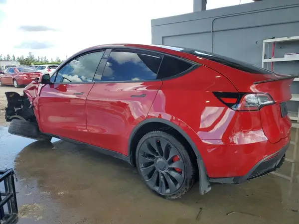 7SAYGDEFXNF460359 2022 TESLA MODEL Y - Image 2