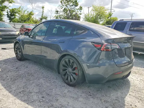 7SAYGDEFXNF465769 2022 TESLA MODEL Y - Image 2