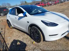 7SAYGDEFXNF467294 2022 TESLA MODEL Y