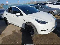7SAYGDEFXNF484838 2022 TESLA MODEL Y