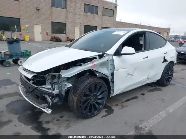 7SAYGDEFXNF484838 2022 TESLA MODEL Y - Image 2