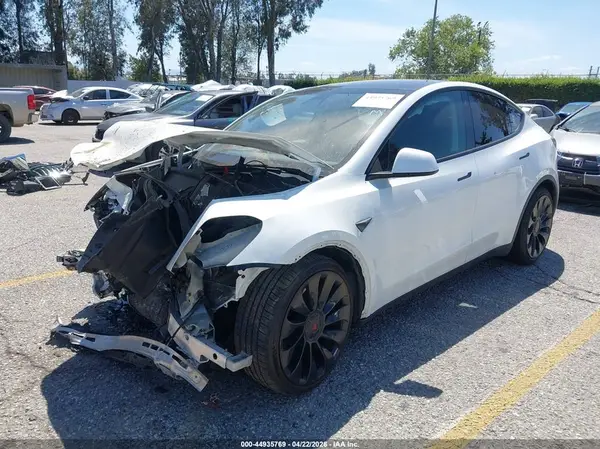 7SAYGDEFXNF487559 2022 TESLA MODEL Y - Image 2