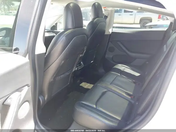 7SAYGDEFXNF487559 2022 TESLA MODEL Y - Image 8