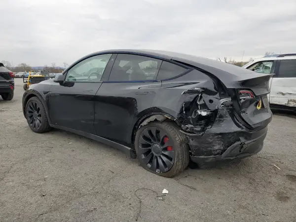 7SAYGDEFXNF494575 2022 TESLA MODEL Y - Image 2