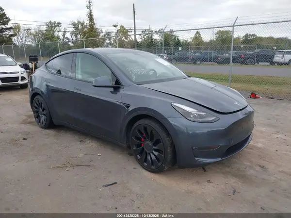 7SAYGDEFXNF495516 2022 TESLA MODEL Y - Image 1