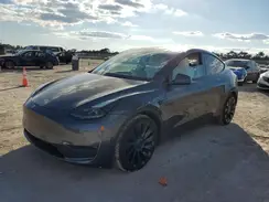 7SAYGDEFXNF517160 2022 TESLA MODEL Y
