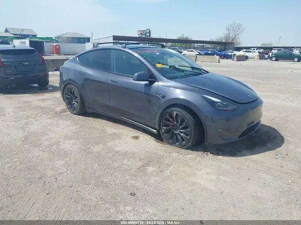 7SAYGDEFXNF523279 2022 TESLA MODEL Y - Image 1