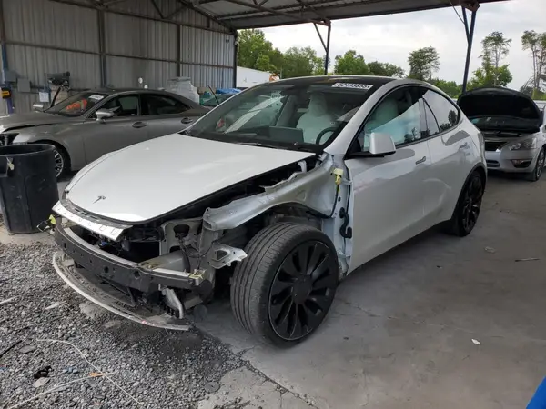 7SAYGDEFXNF523525 2022 TESLA MODEL Y - Image 1