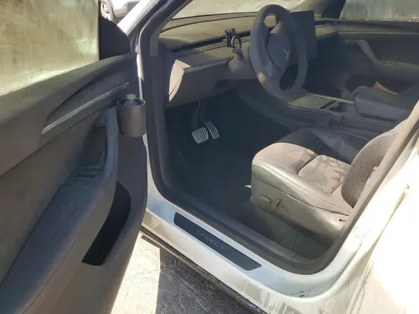 7SAYGDEFXNF531138 2022 TESLA MODEL Y - Image 8